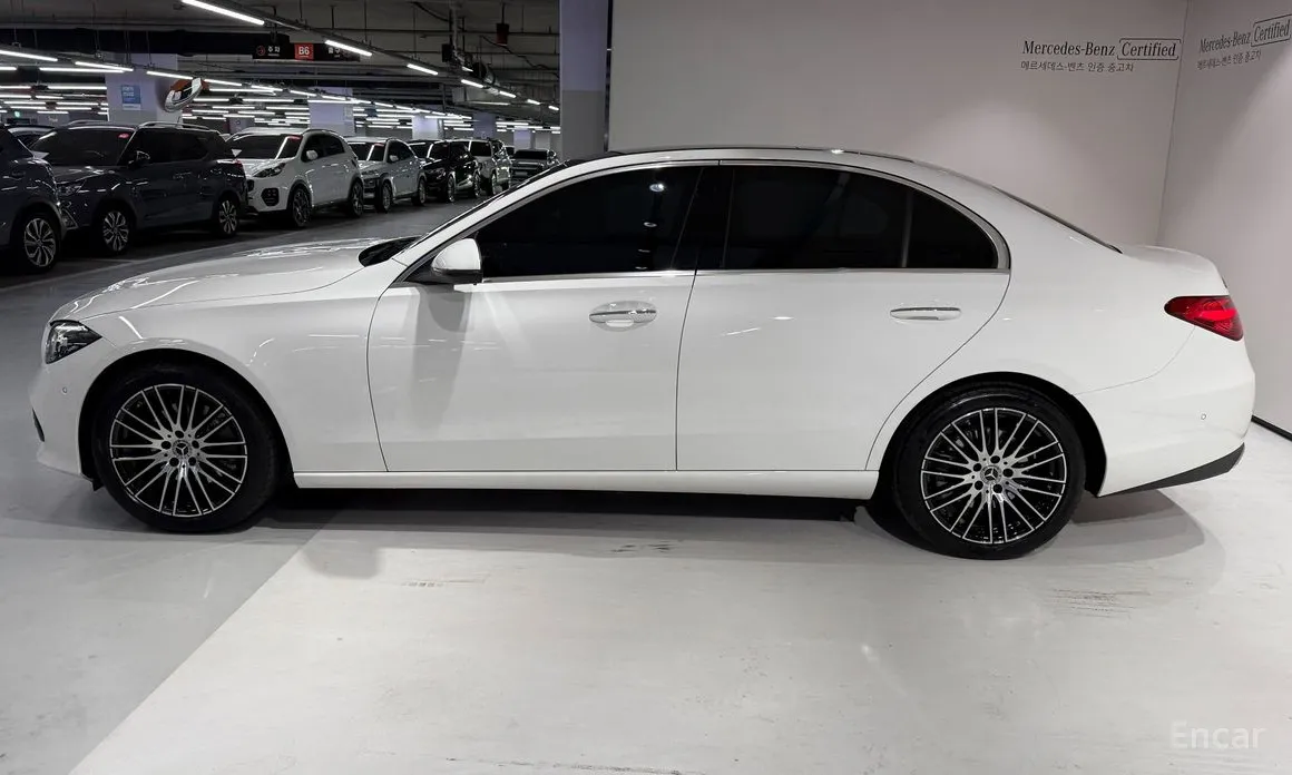 Фото 8 - Mercedes-Benz C-Class