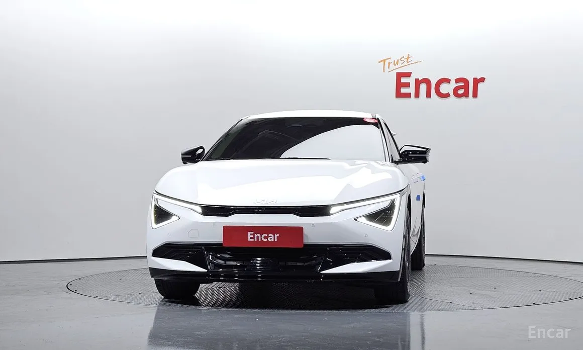 Фото 3 - Kia EV6