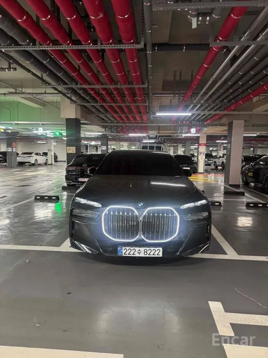 Фото 1 - BMW 7 Series