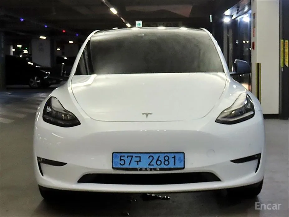 Photo 2 - Tesla Model Y