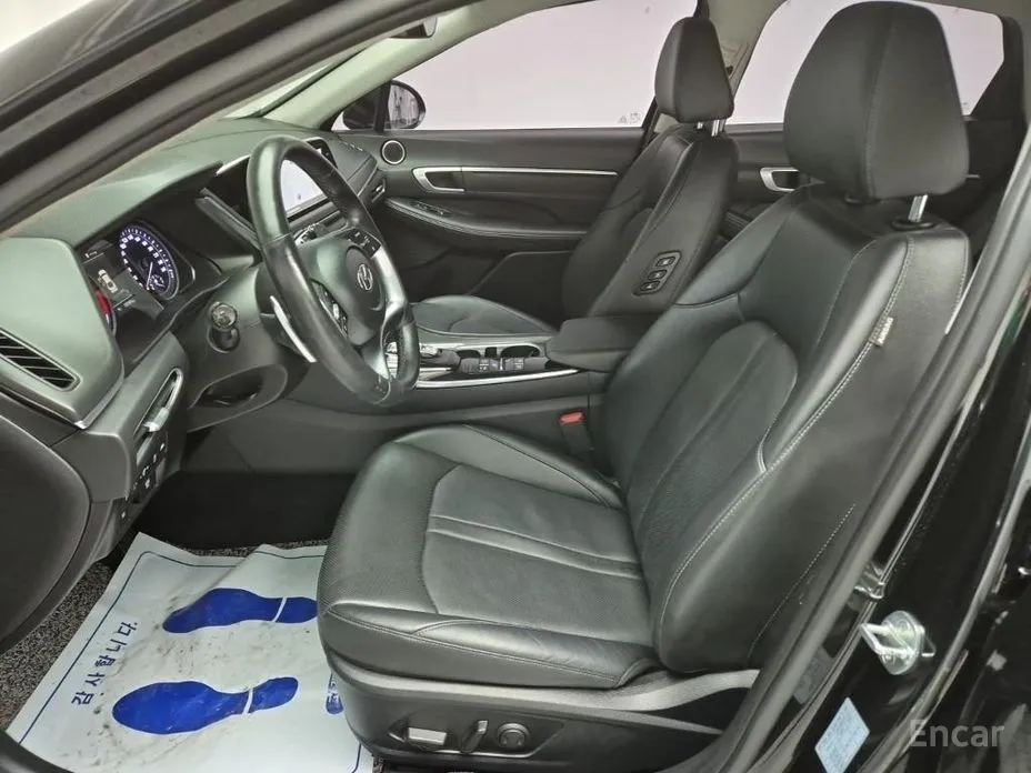 Фото 13 - Hyundai Sonata