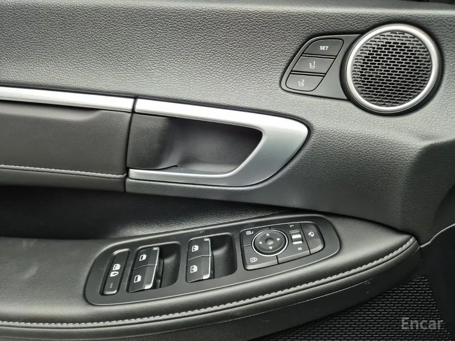 Фото 17 - Hyundai Sonata