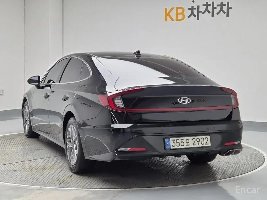 Фото 2 - Hyundai Sonata