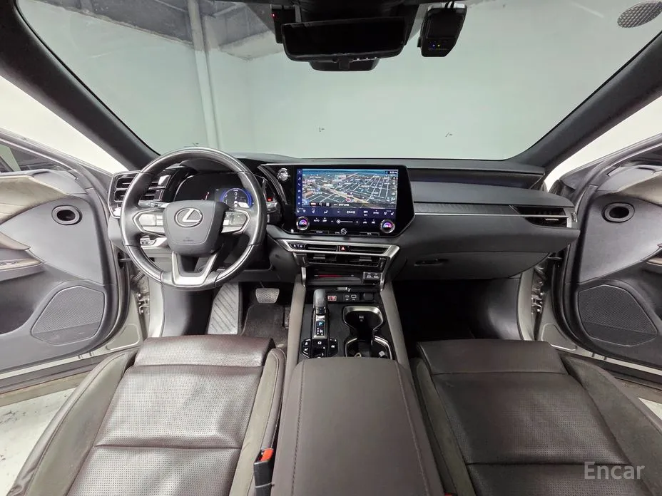 Фото 7 - Lexus RX