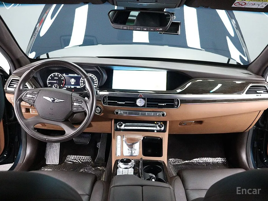 Фото 12 - Genesis G90