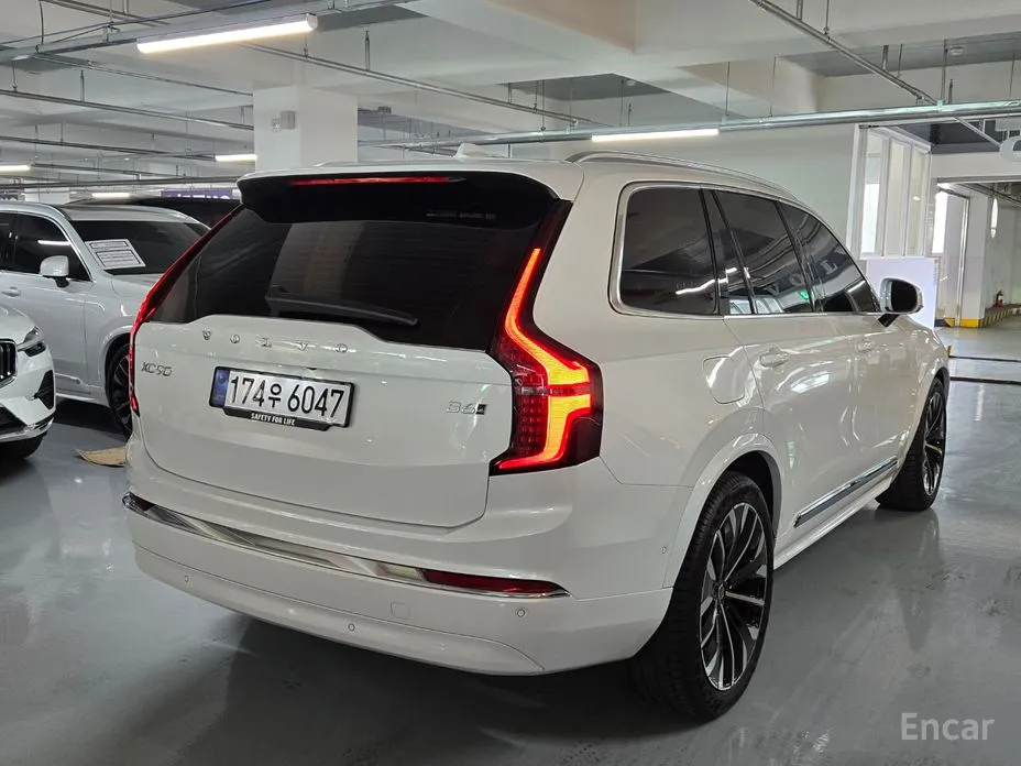 Фото 2 - Volvo XC90