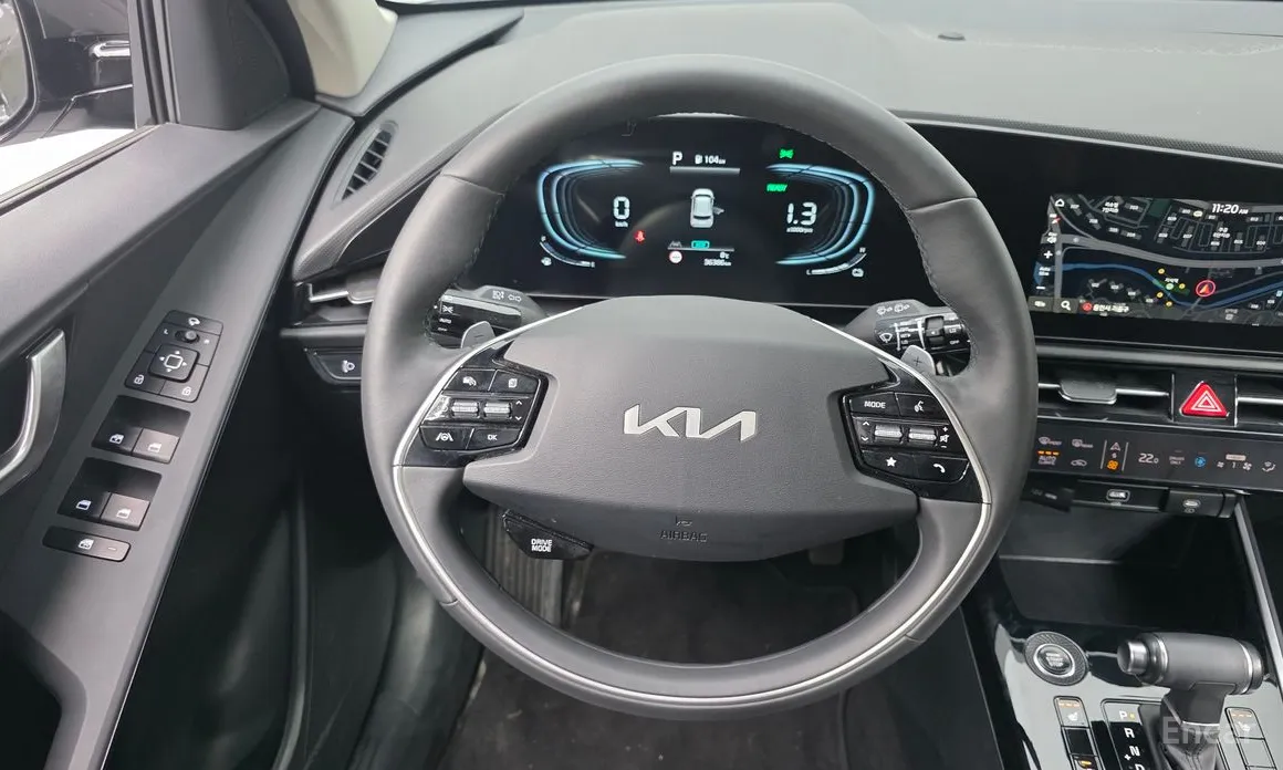 Фото 13 - Kia Niro