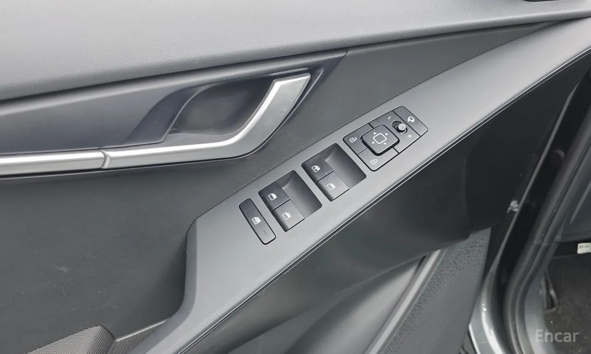 Фото 14 - Kia Niro