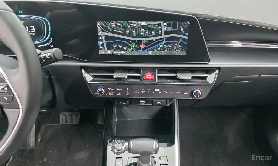 Фото 16 - Kia Niro