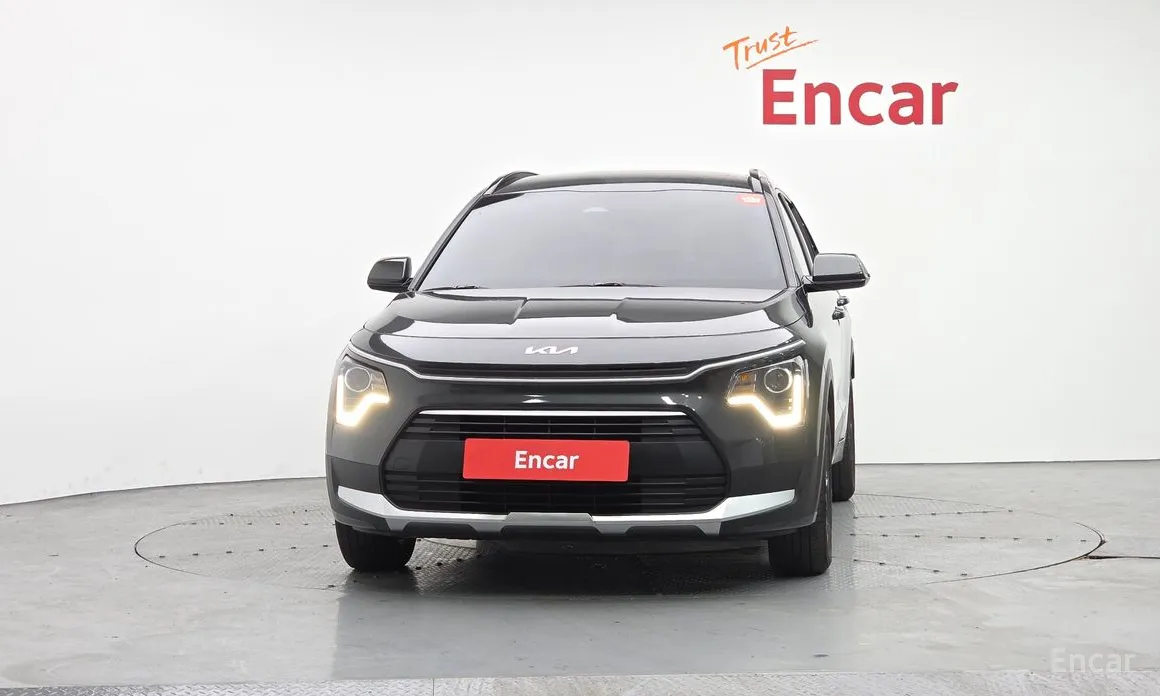 Фото 3 - Kia Niro