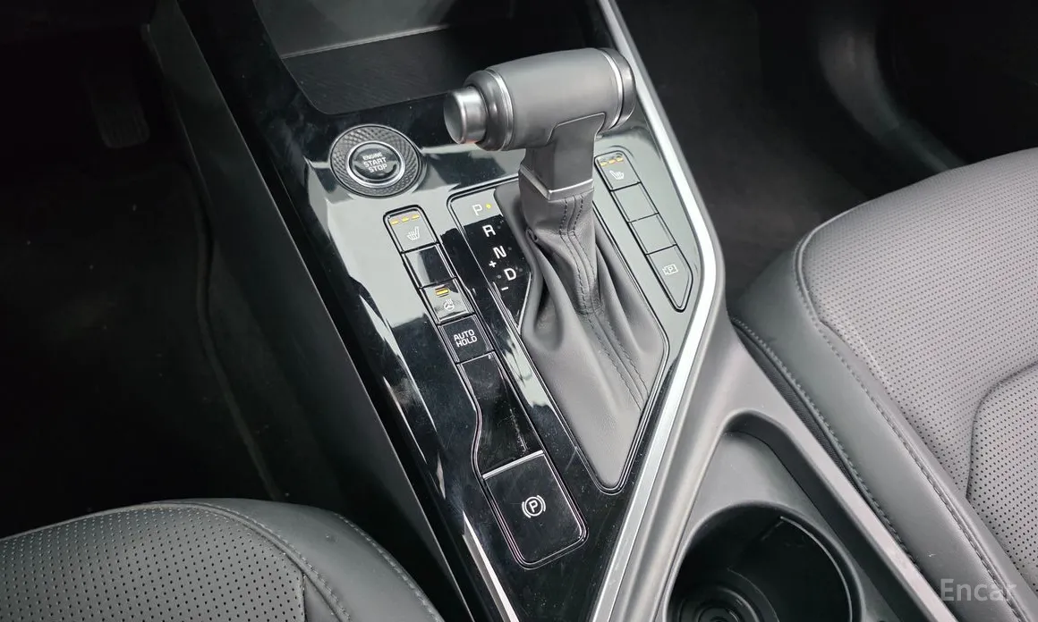 Фото 9 - Kia Niro