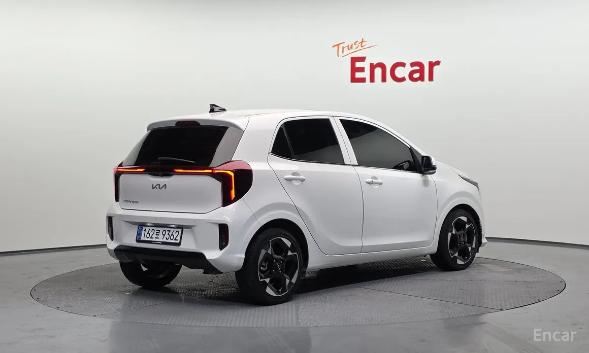 Фото 2 - Kia Morning