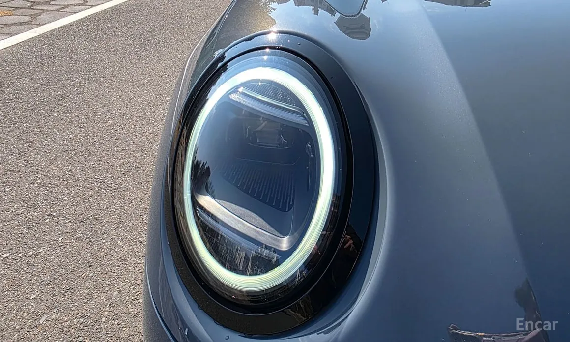 Фото 13 - Mini Cooper Convertible