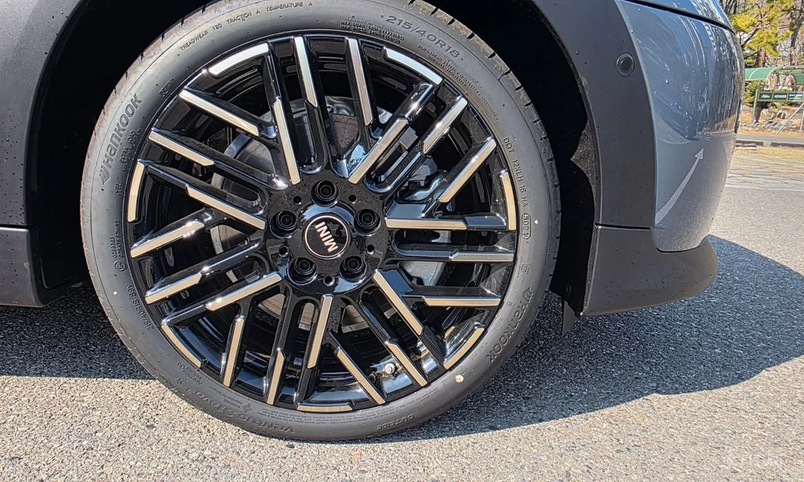 Фото 5 - Mini Cooper Convertible