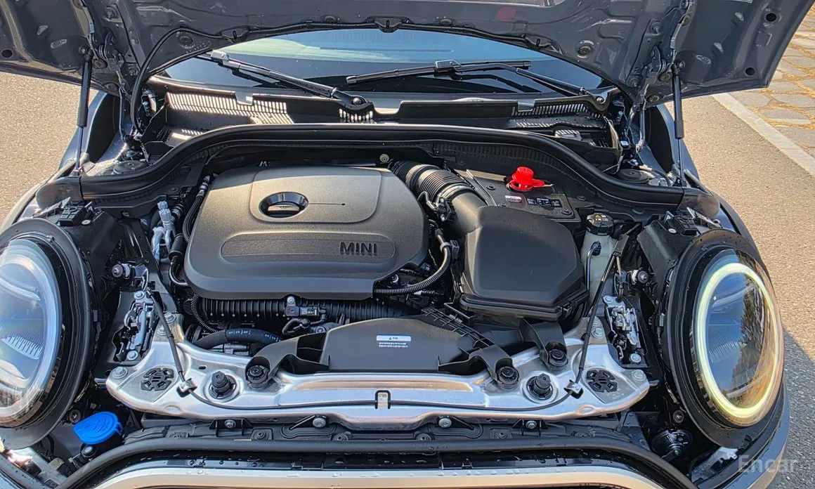 Фото 6 - Mini Cooper Convertible