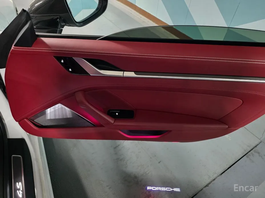 Фото 10 - Porsche 911