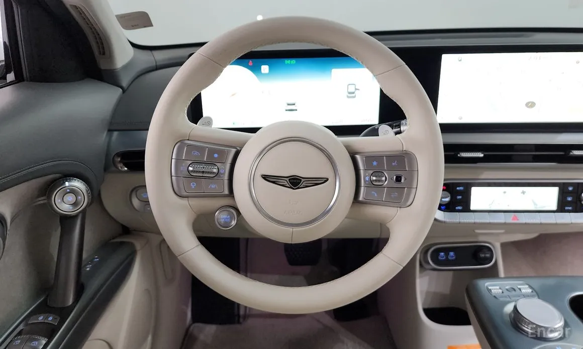 Фото 13 - Genesis GV60