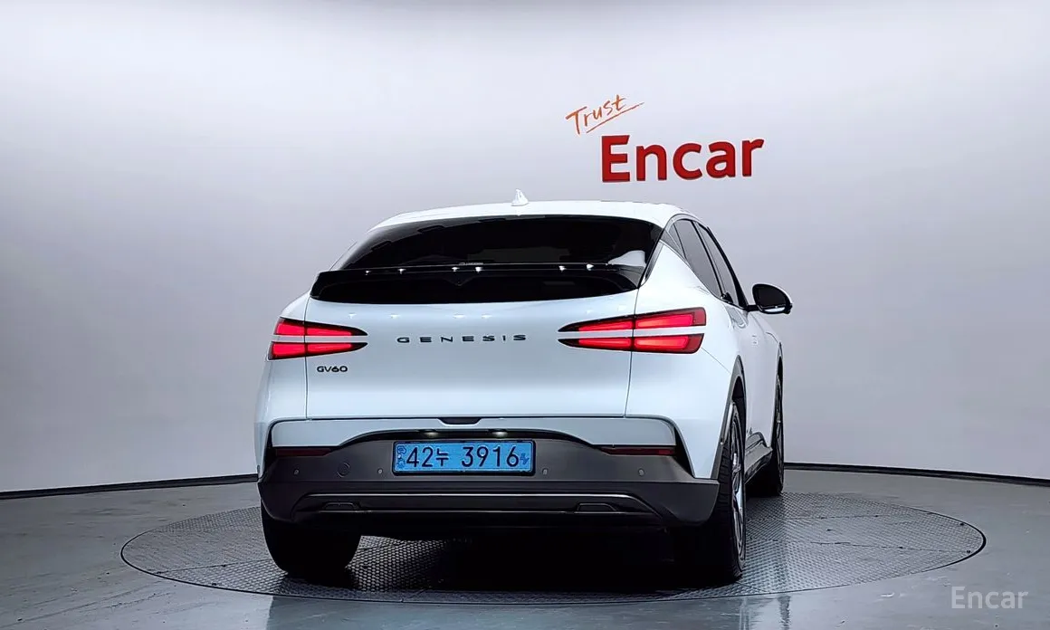 Фото 4 - Genesis GV60