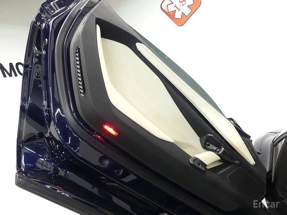 Фото 11 - Lamborghini Revuelto