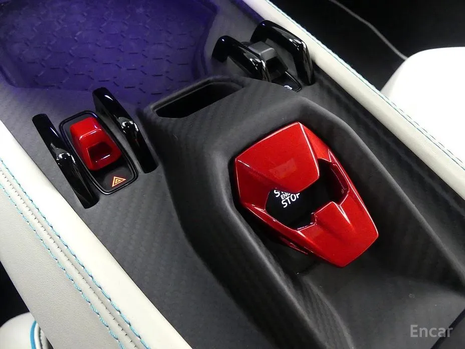 Фото 9 - Lamborghini Revuelto