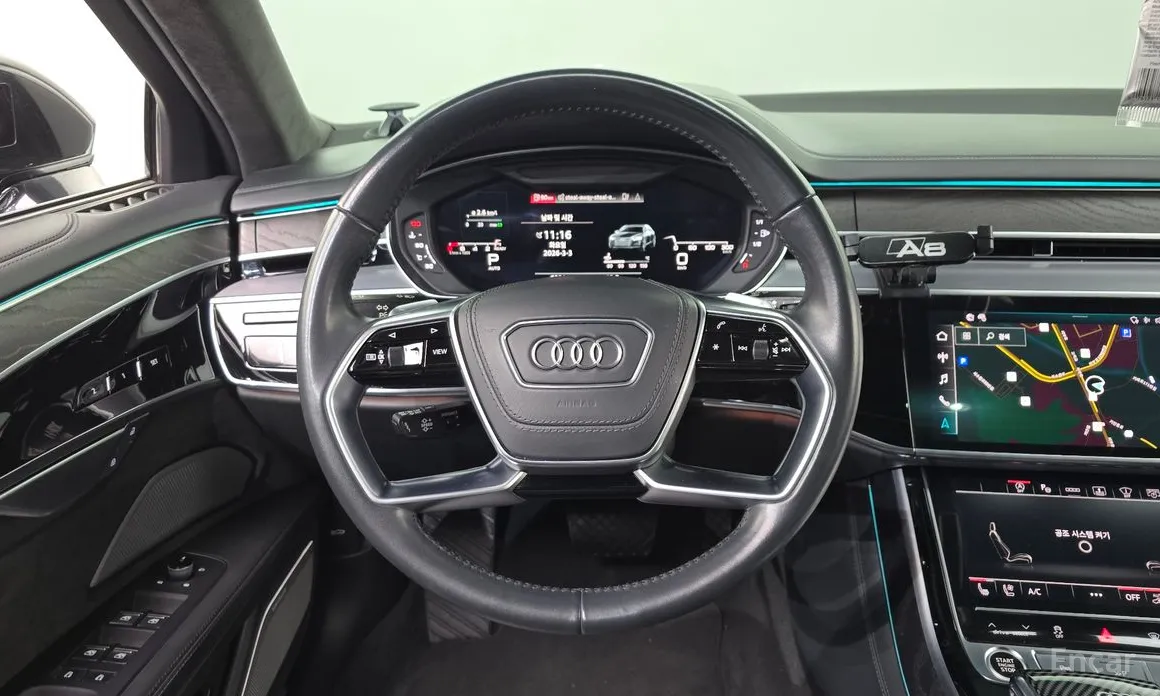 Фото 13 - Audi A8