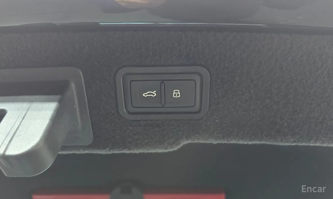 Фото 20 - Audi A8