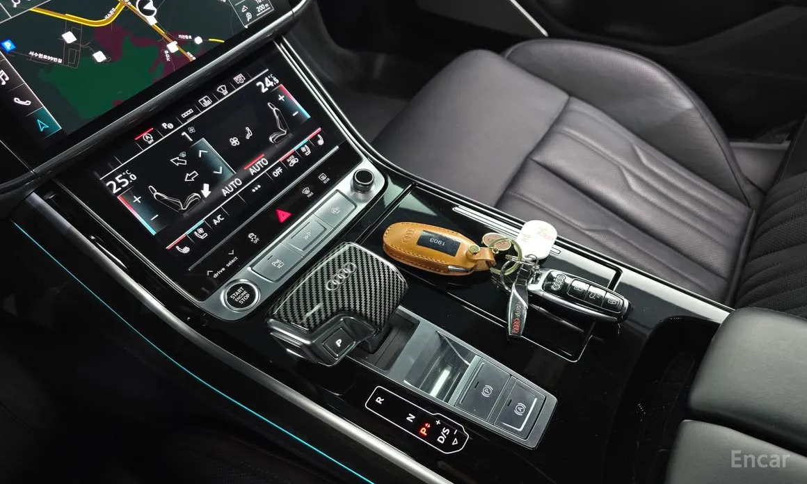 Фото 9 - Audi A8