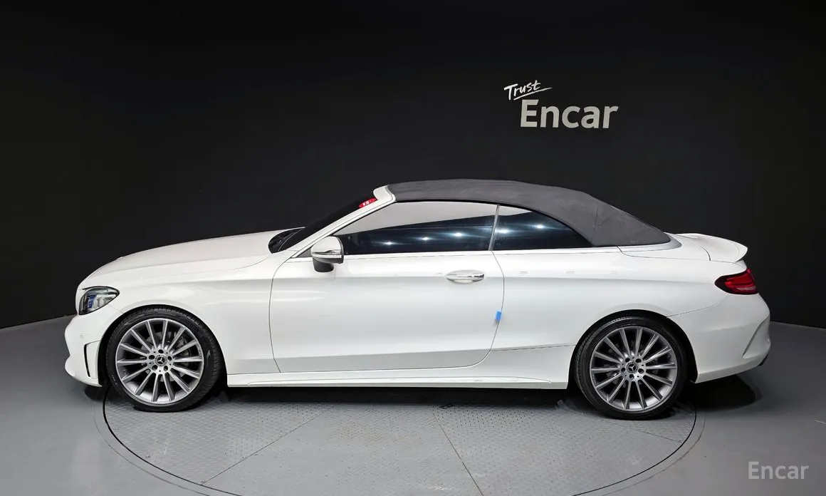 Фото 19 - Mercedes-Benz C-Class