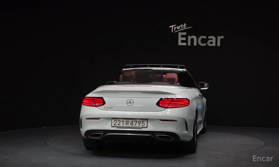 Фото 4 - Mercedes-Benz C-Class