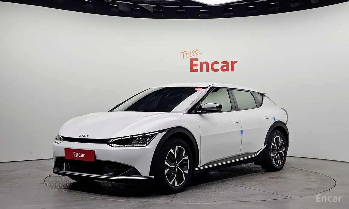 Фото 1 - Kia EV6