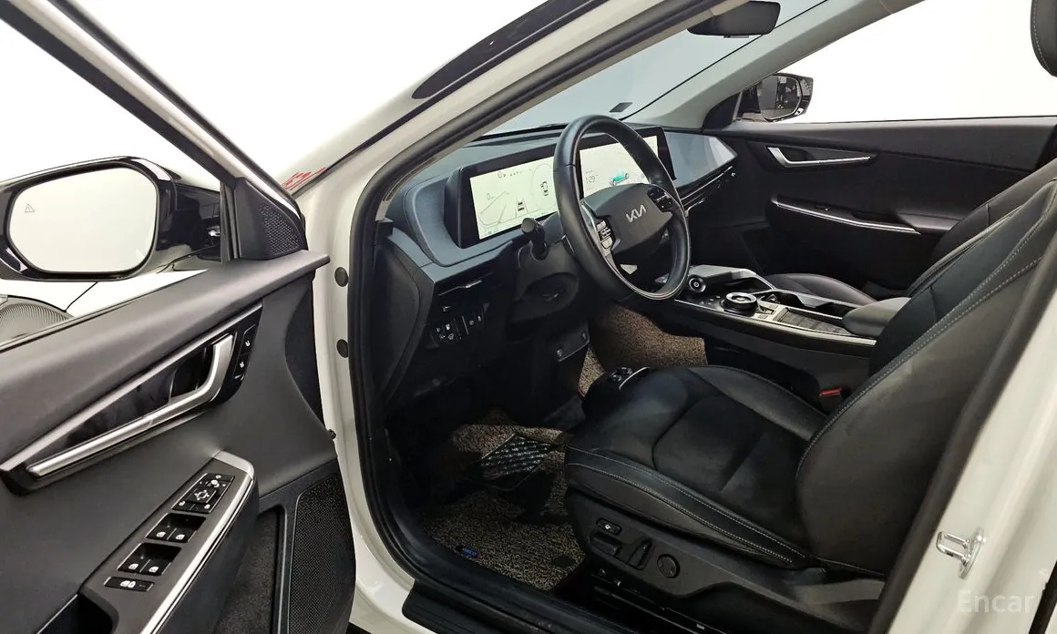 Фото 10 - Kia EV6