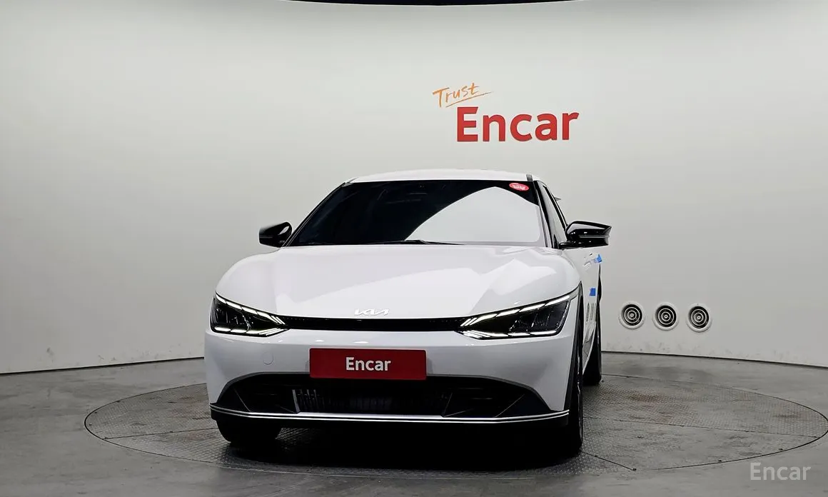 Фото 3 - Kia EV6