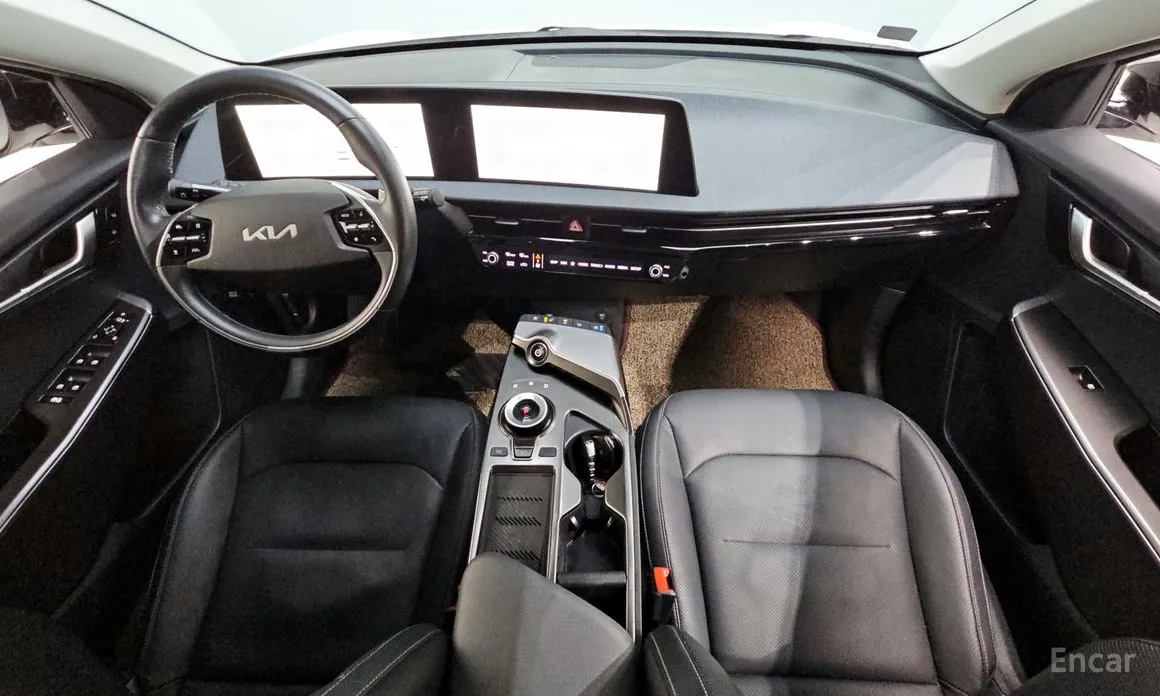 Фото 7 - Kia EV6