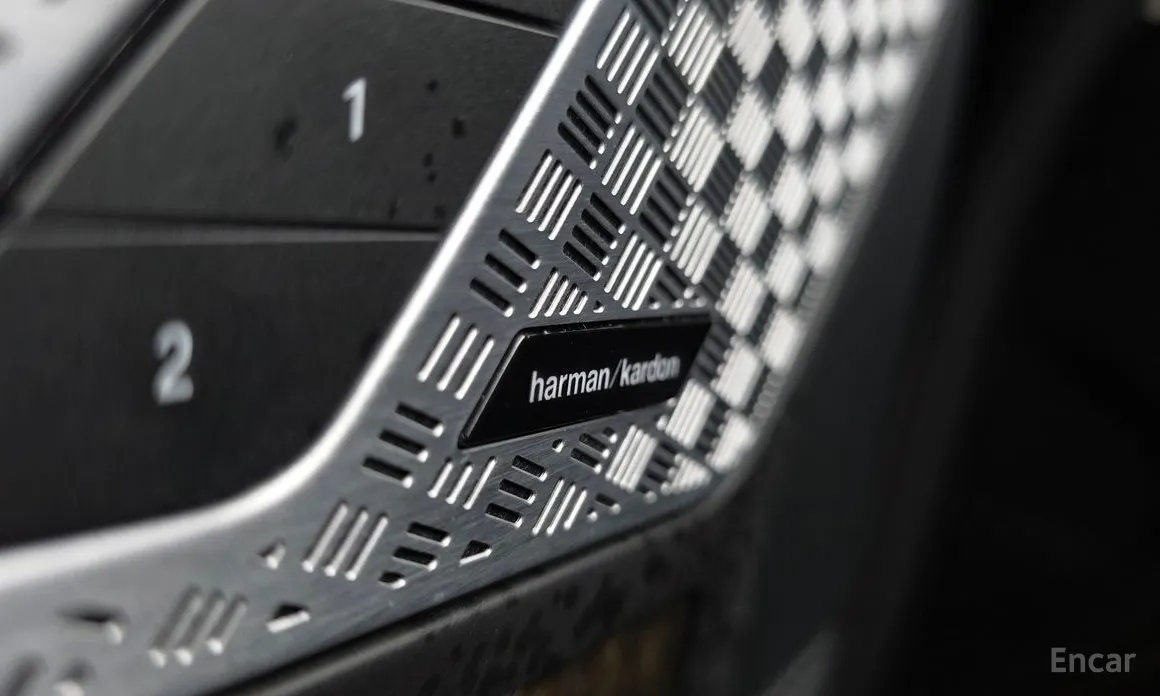 Фото 19 - BMW iX1