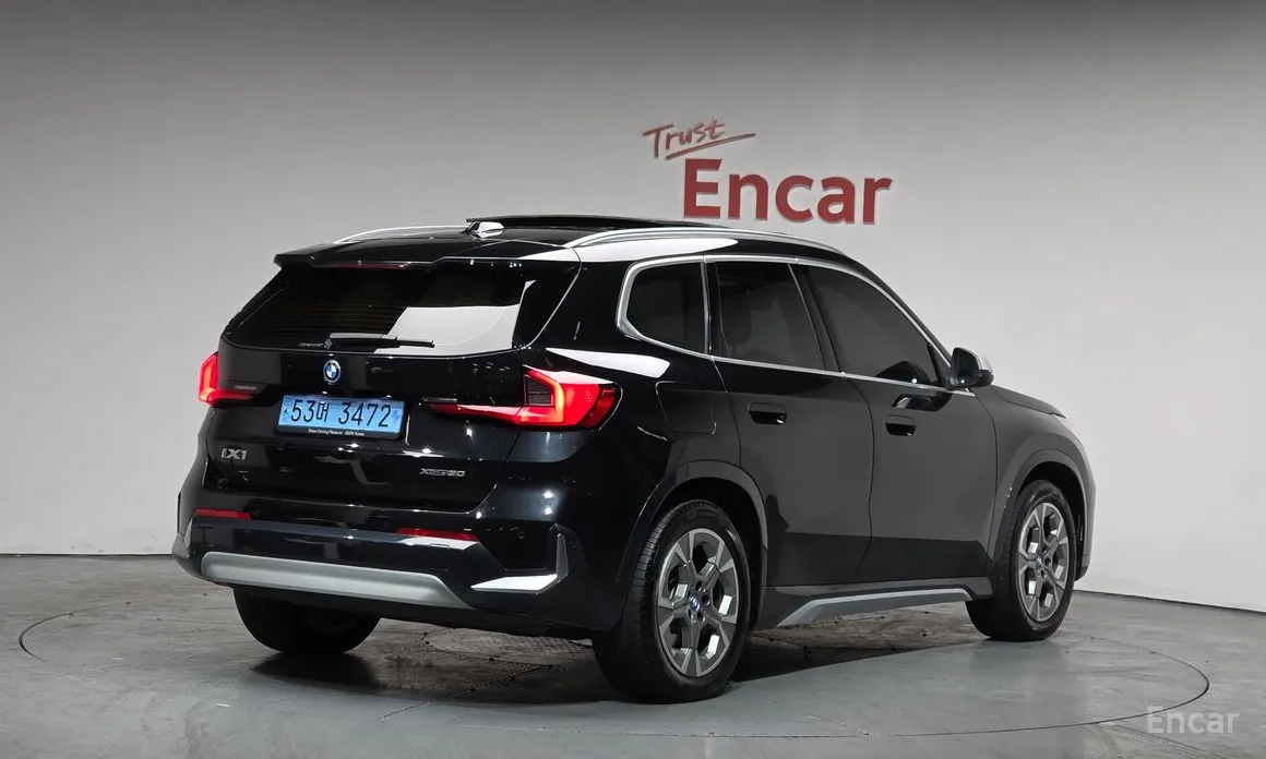 Фото 2 - BMW iX1