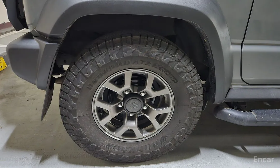 Фото 5 - Suzuki Jimny