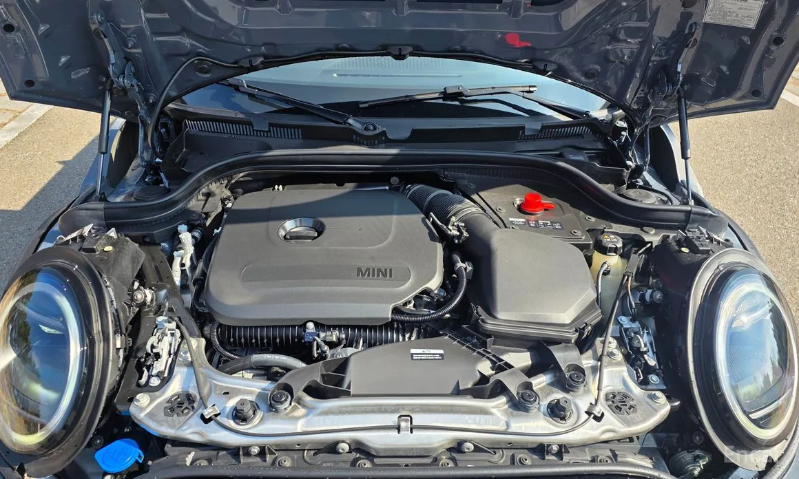 Фото 6 - Mini Cooper Convertible