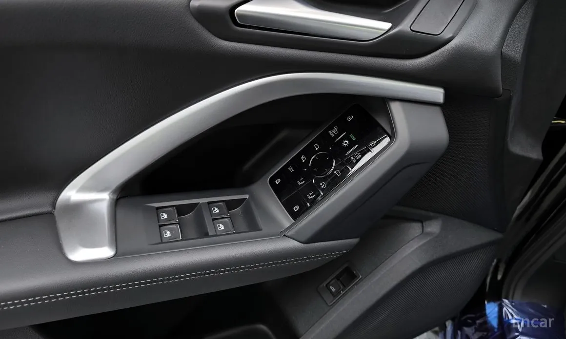 Фото 16 - Audi Q5