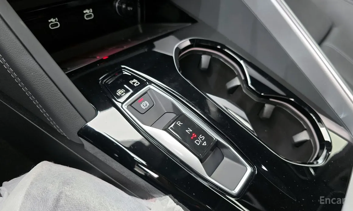 Фото 9 - Audi Q5