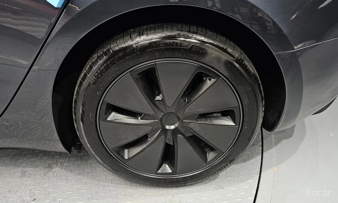 Фото 5 - Tesla Model 3