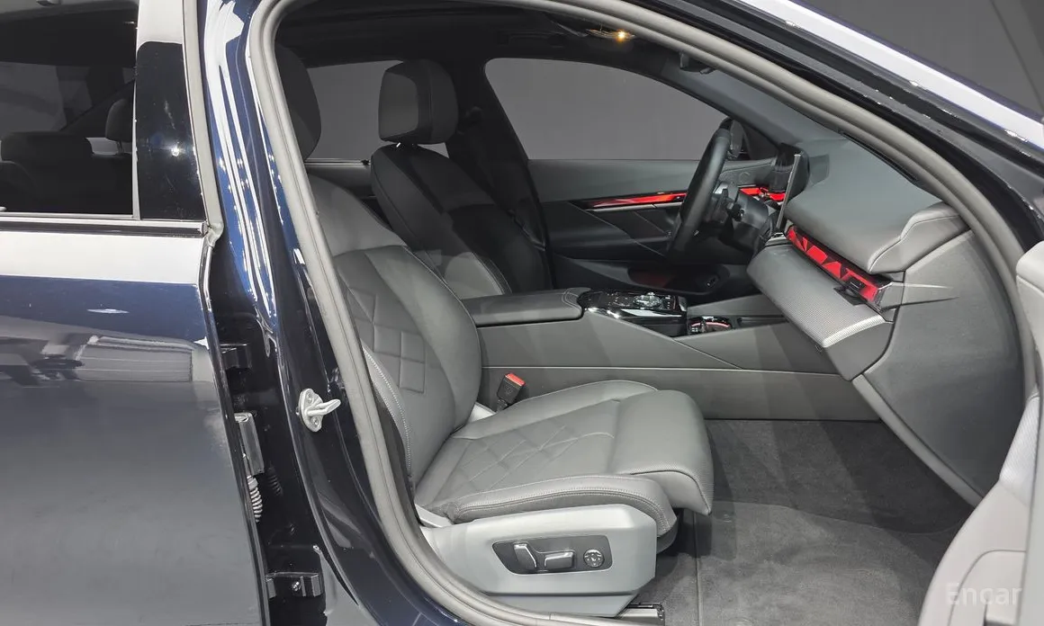 Фото 11 - BMW 5 Series