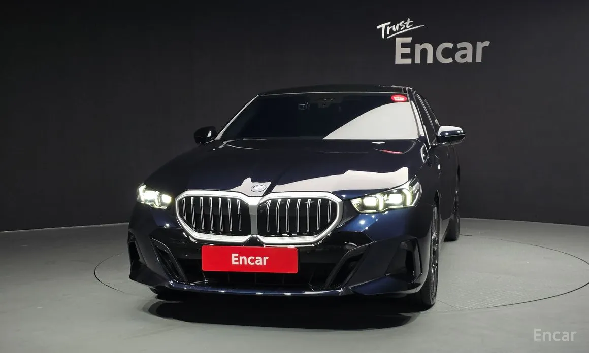 Фото 3 - BMW 5 Series