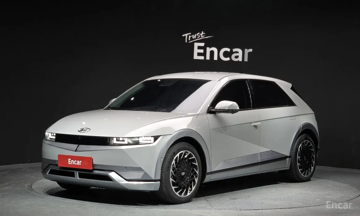 Photo 1 - Hyundai Ioniq 5