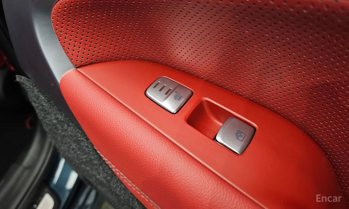 Genesis G70 2020 Gasoline 2.0T 4WD