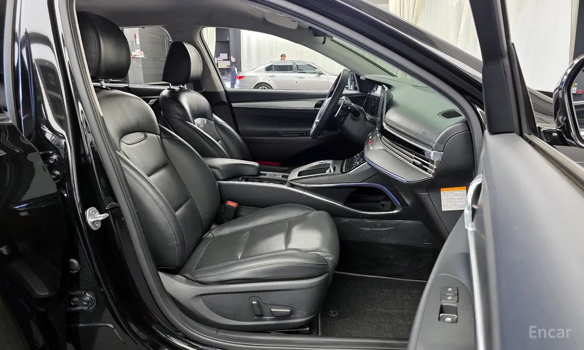 Фото 11 - Hyundai Grandeur