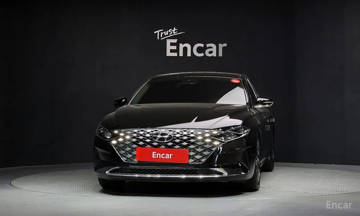 Фото 3 - Hyundai Grandeur