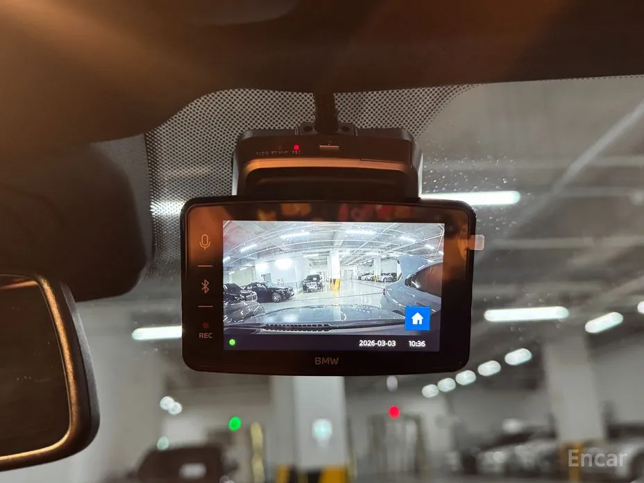 Фото 17 - BMW i4