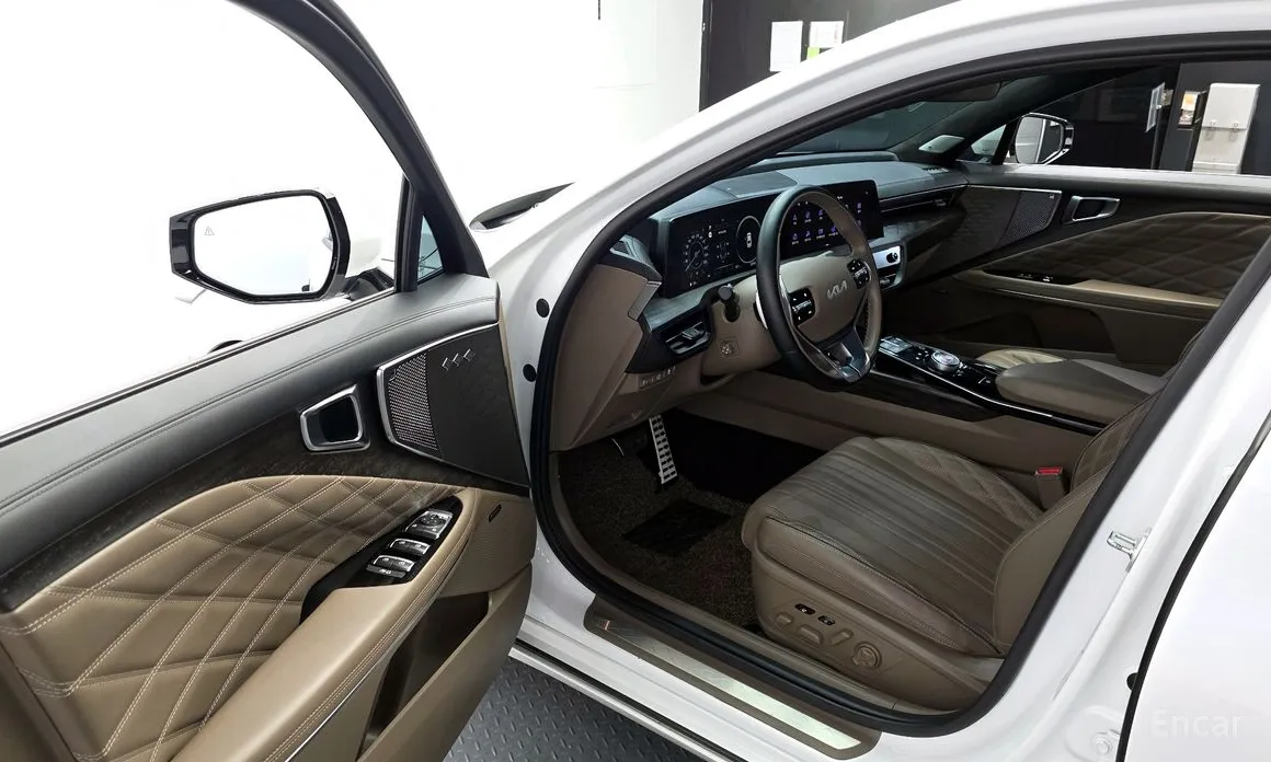 Фото 10 - Kia K8