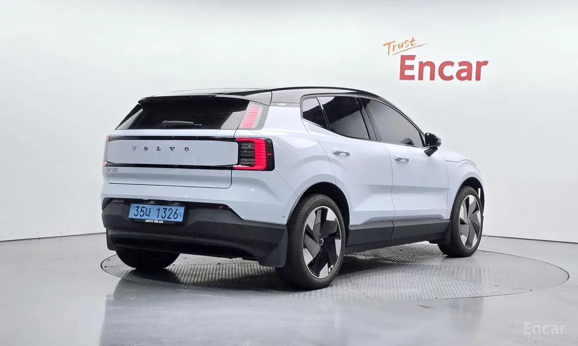 Фото 2 - Volvo EX30