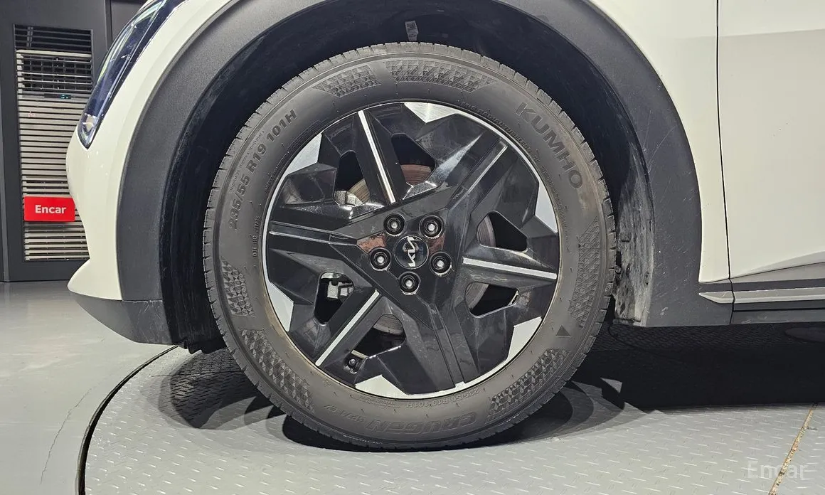 Фото 5 - Kia EV6